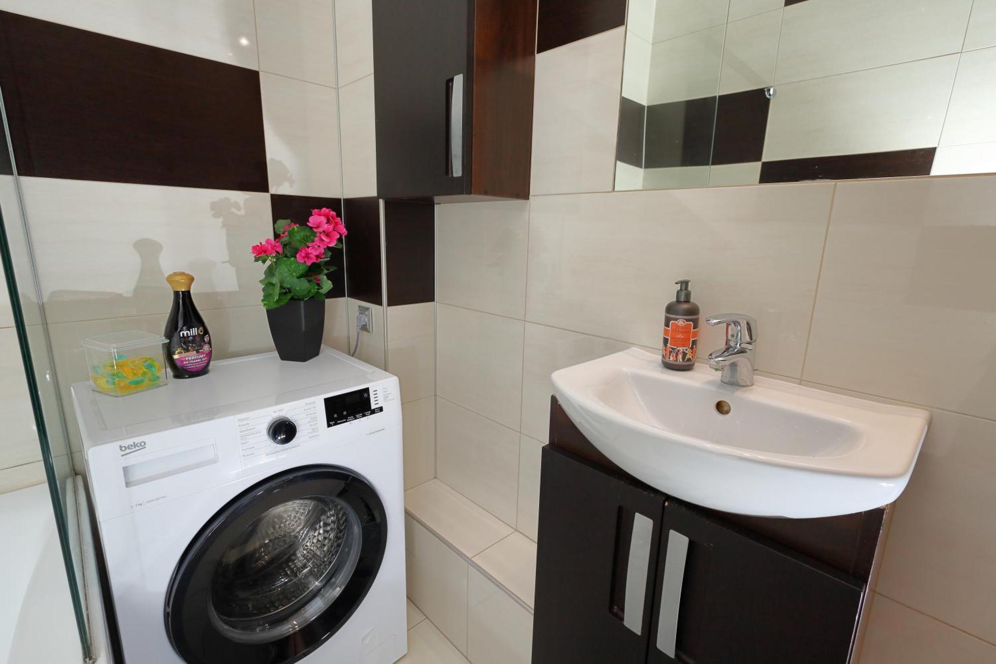 Apartament Sloneczny 5 Opole Bagian luar foto
